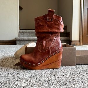 Bed| Stu Ankle Bootie